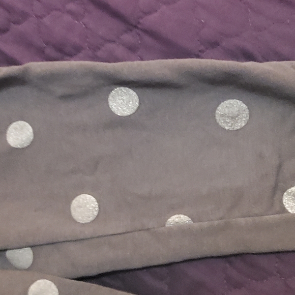H&M Gray Polka Dot Kids Joggers - Picture 2 of 4